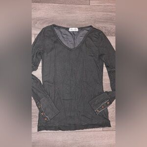 Americanabl Size Medium Long Sleeved Top Green/Gray Vneck Layering Shirt